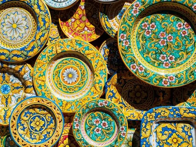 ceramiche in vendita su un ecommerce di prodotti tipici siciliani